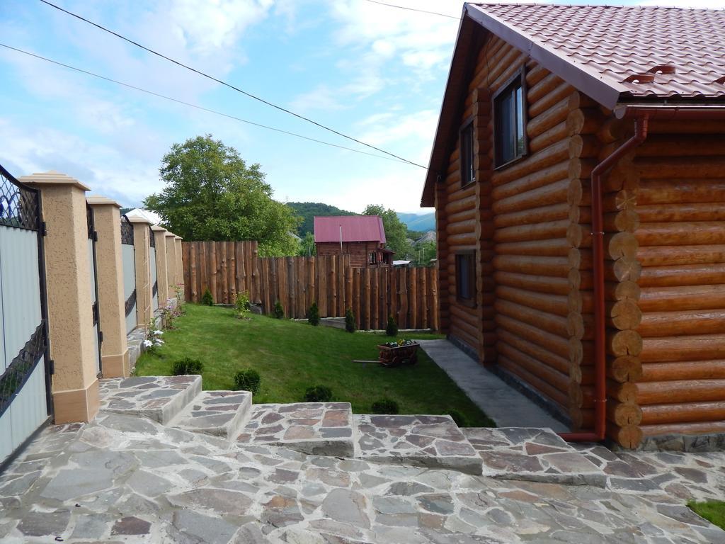 Smerekovyi Dvir Polyana  Exterior foto