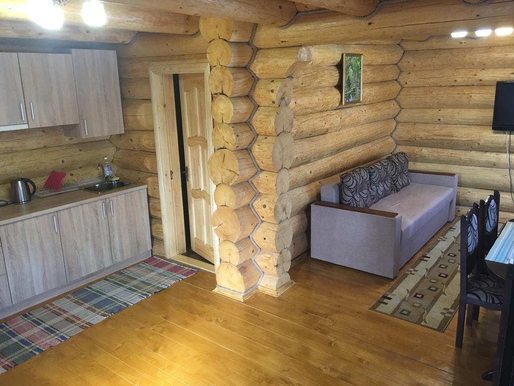 Smerekovyi Dvir Polyana  Exterior foto