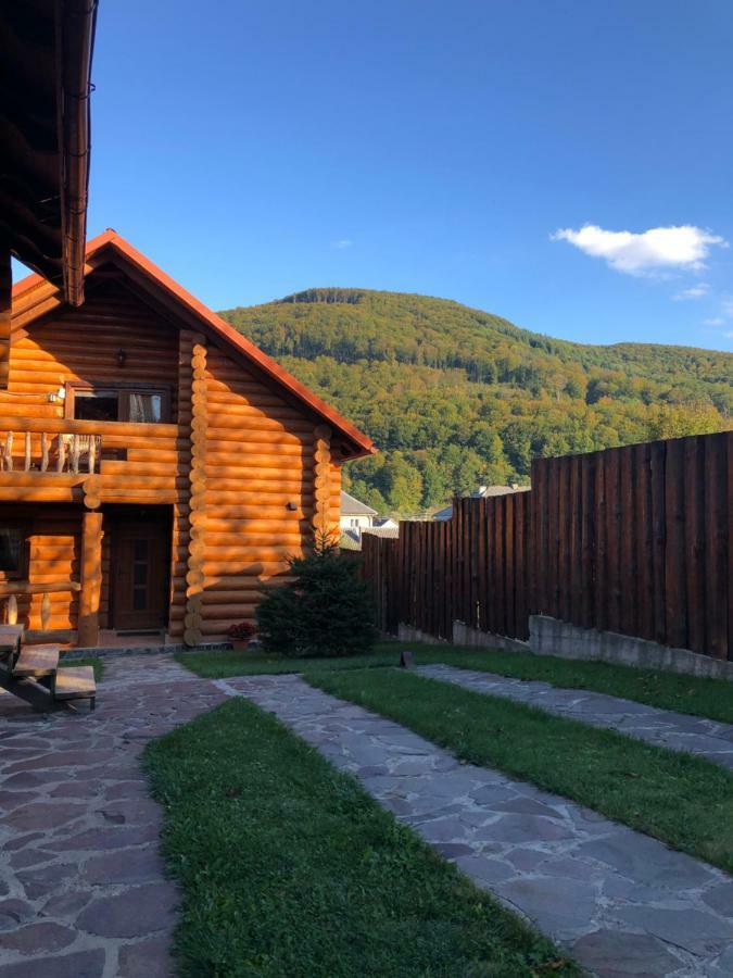 Smerekovyi Dvir Polyana  Exterior foto
